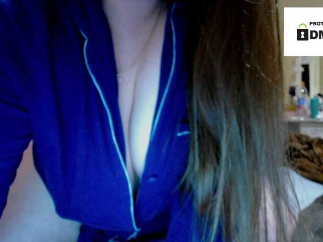 Live sex webcam photo for Irishka14 #291565803