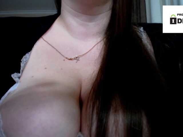 Live sex webcam photo for Irishka14 #292139880