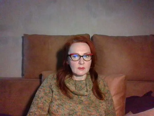 Live sex webcam photo for Iriska838 #272068016