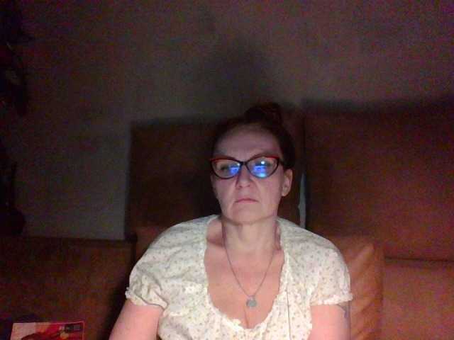 Live sex webcam photo for Iriska838 #272247448