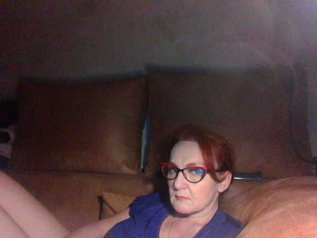 Live sex webcam photo for Iriska838 #272412776