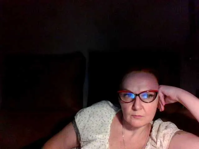 Live sex webcam photo for Iriska838 #272467156