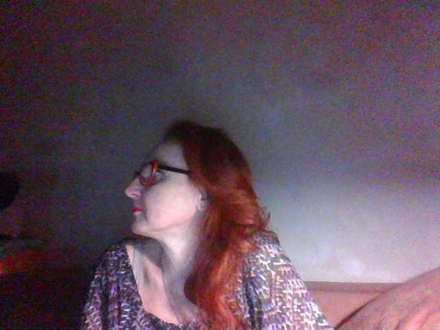 Live sex webcam photo for Iriska838 #272882707