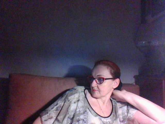 Live sex webcam photo for Iriska838 #273054778