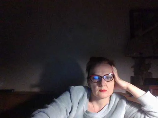 Live sex webcam photo for Iriska838 #273235155