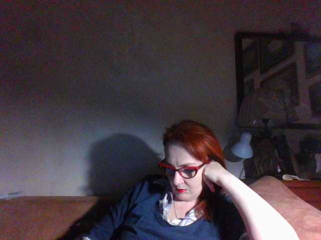 Live sex webcam photo for Iriska838 #273410274