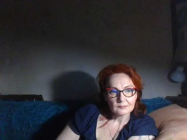 Live sex webcam photo for Iriska838 #273624169