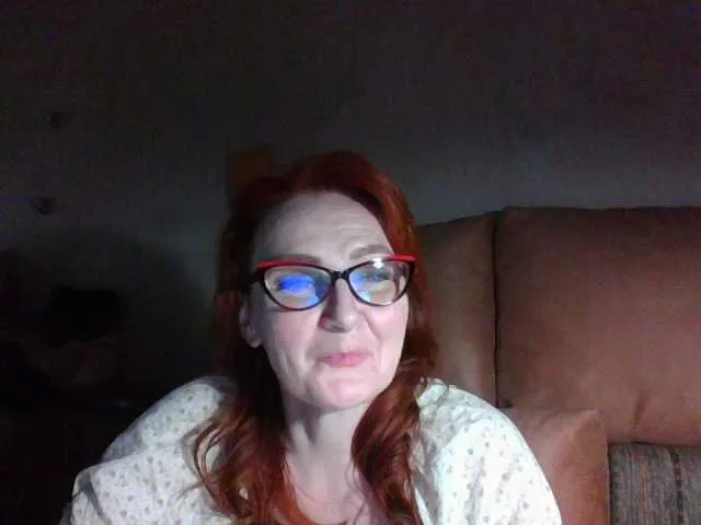 Live sex webcam photo for Iriska838 #273664216