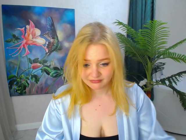 Live sex webcam photo for IrresistibleSmile #277437671