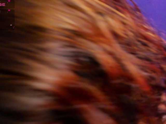 Live sex webcam photo for Isa-n-Jonny #277531848