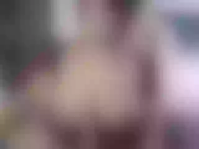 Live sex webcam photo for IsaKinky #277601917