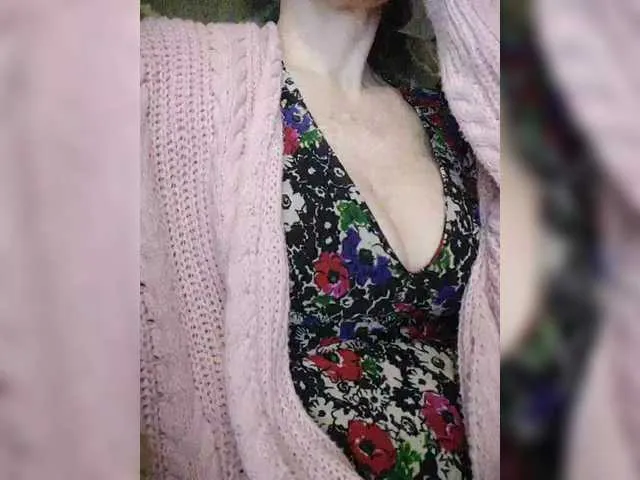 Live sex webcam photo for Isabel-LM #290886147