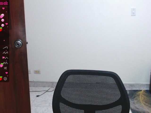 Live sex webcam photo for IsabelCastil #273514045