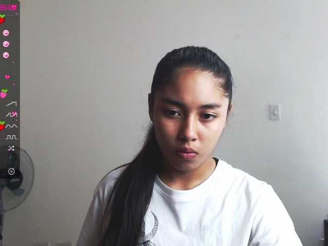 Live sex webcam photo for IsabelCastil #273526742