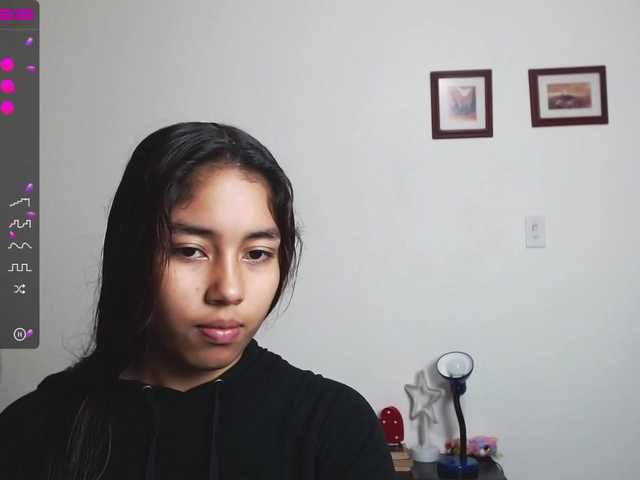 Live sex webcam photo for IsabelCastil #273664526