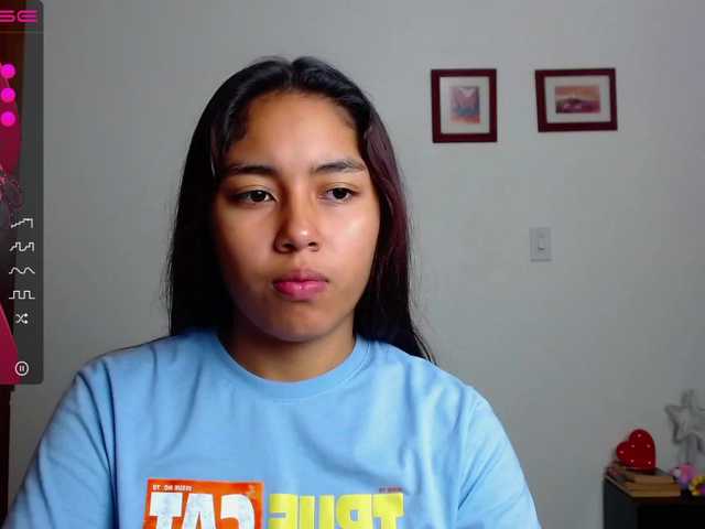 Live sex webcam photo for IsabelCastil #273753175