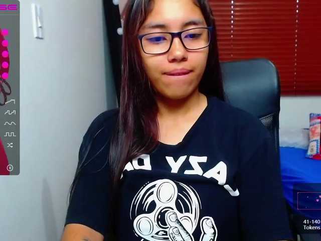 Live sex webcam photo for IsabelCastil #273877024