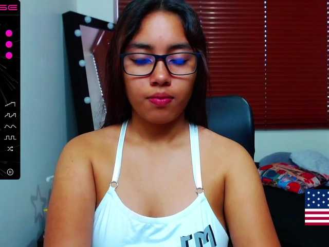 Live sex webcam photo for IsabelCastil #273957451