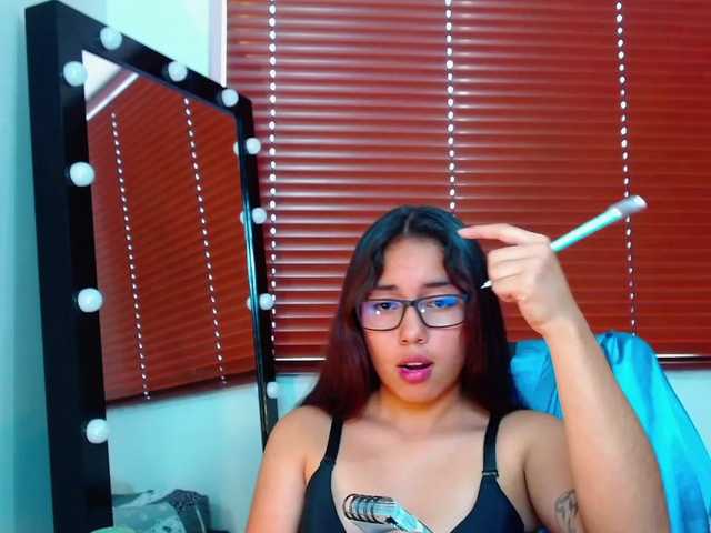 Live sex webcam photo for IsabelCastil #274178973