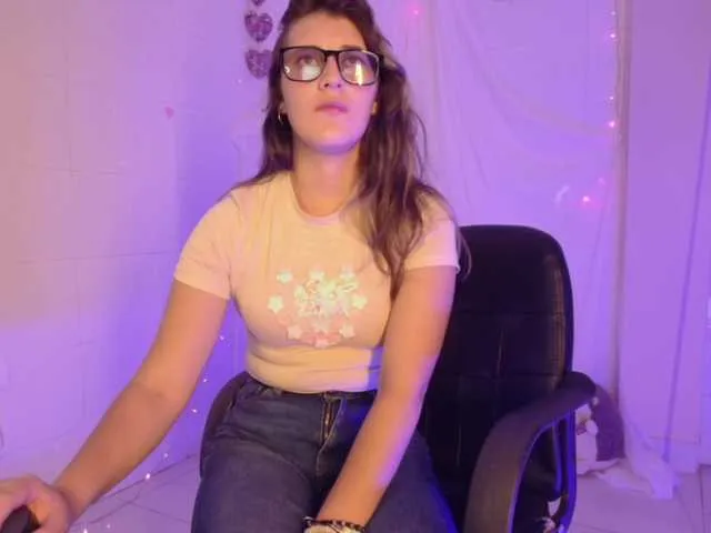 Live sex webcam photo for Isabela-Ross #291637798