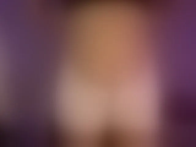Live sex webcam photo for Isabela-Ross #292853922