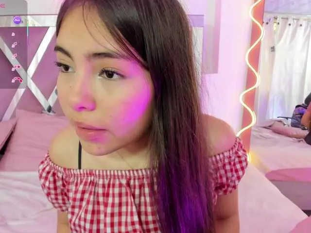 Live sex webcam photo for Isabela-tay #292237398