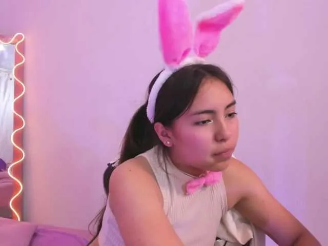 Live sex webcam photo for Isabela-tay #292395941