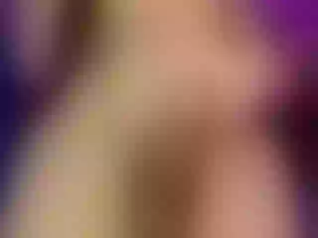 Live sex webcam photo for Isabeldoll9 #291834542