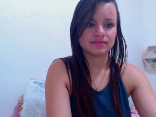 Live sex webcam photo for isabella-77 #154713344