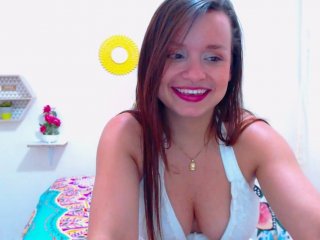 Live sex webcam photo for isabella-77 #155304536