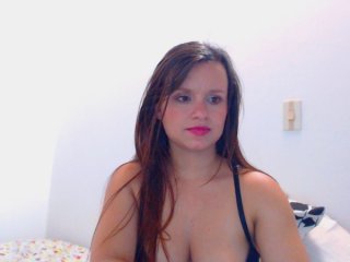 Live sex webcam photo for isabella-77 #156551005