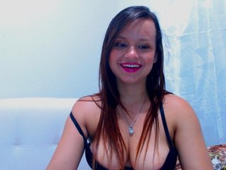 Live sex webcam photo for isabella-77 #157016584