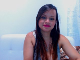 Live sex webcam photo for isabella-77 #157020819