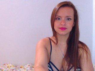 Live sex webcam photo for isabella-77 #161097931