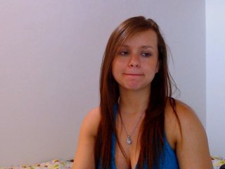 Live sex webcam photo for isabella-77 #161221682