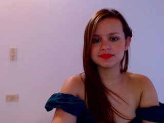 Live sex webcam photo for isabella-77 #162906855