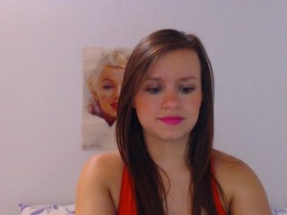 Live sex webcam photo for isabella-77 #163539113