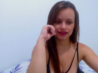 Live sex webcam photo for isabella-77 #172188219