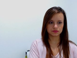 Live sex webcam photo for isabella-77 #173234734