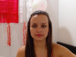 Live sex webcam photo for isabella-77 #178864391