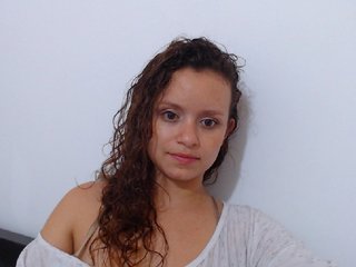 Live sex webcam photo for isabella-77 #191218349