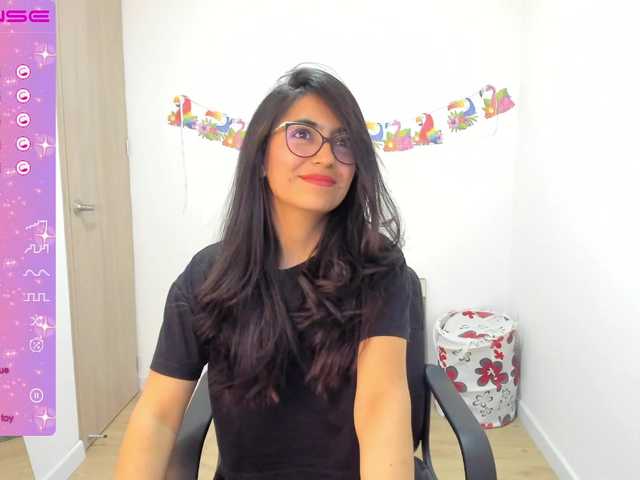 Live sex webcam photo for Isabella221 #275738345