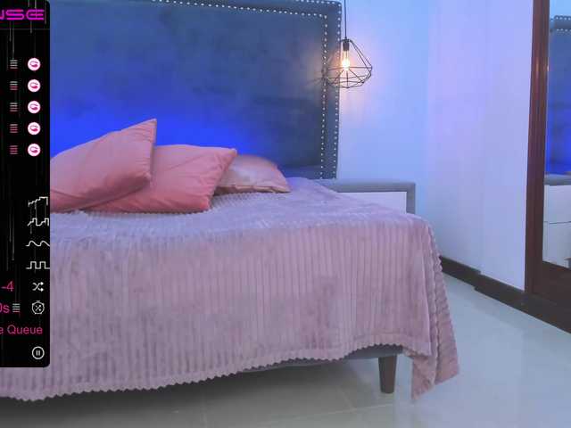 Live sex webcam photo for IsabellaBests #275626558