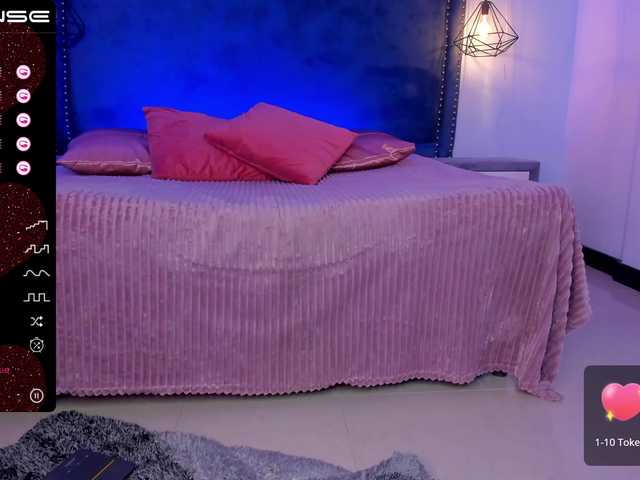 Live sex webcam photo for IsabellaBests #275648360