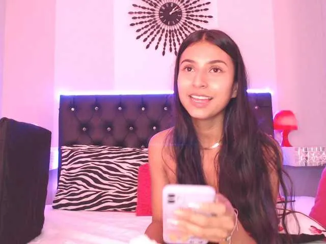 Live sex webcam photo for IsabellaGreey #273475764