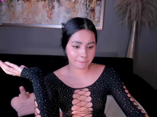 Live sex webcam photo for IsabellaHill #291337291