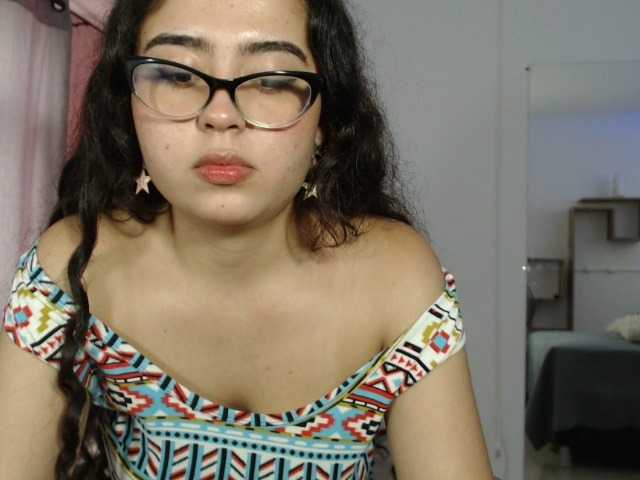 Live sex webcam photo for IsabellaPaez #271911390