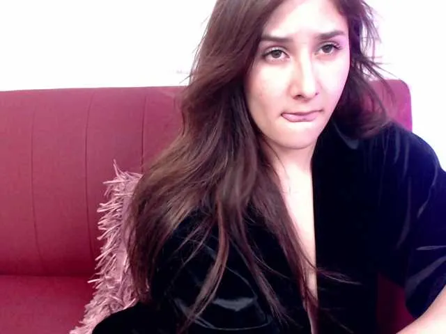 Live sex webcam photo for IsabellaPortman #276436433