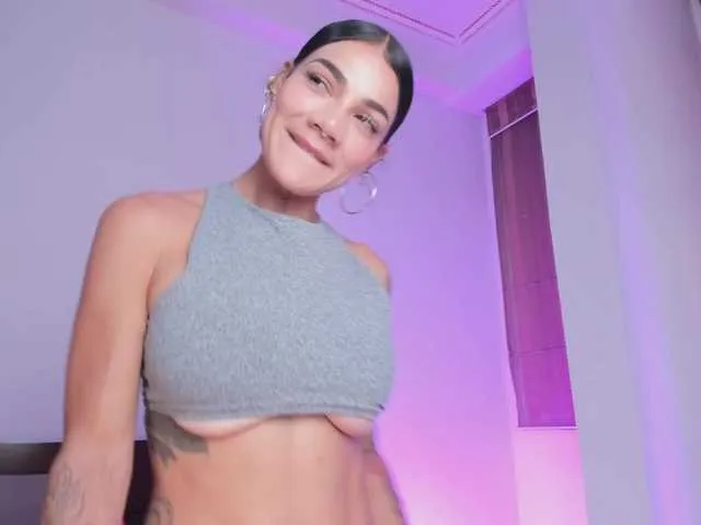 Live sex webcam photo for IsabellaRyan #276954684