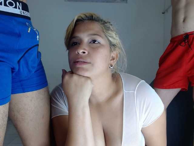 Live sex webcam photo for IsabellaTrio #272233294